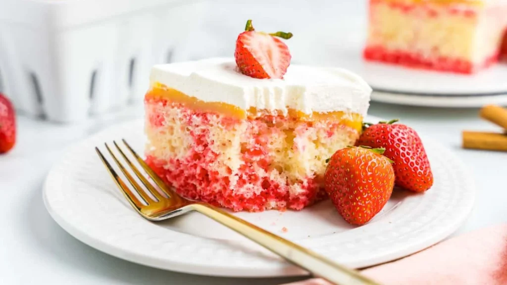Strawberry Earthquake Cake Recipe