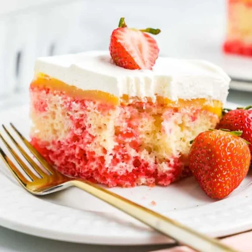 Strawberry Earthquake Cake Recipe